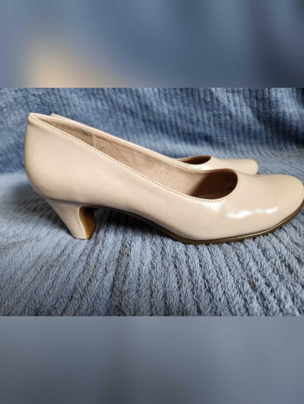 Women's Patent Low Heel Pumps in Nude